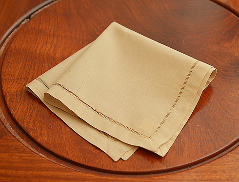 Soybean colored handkerchief. Hemstitch. 13:square.